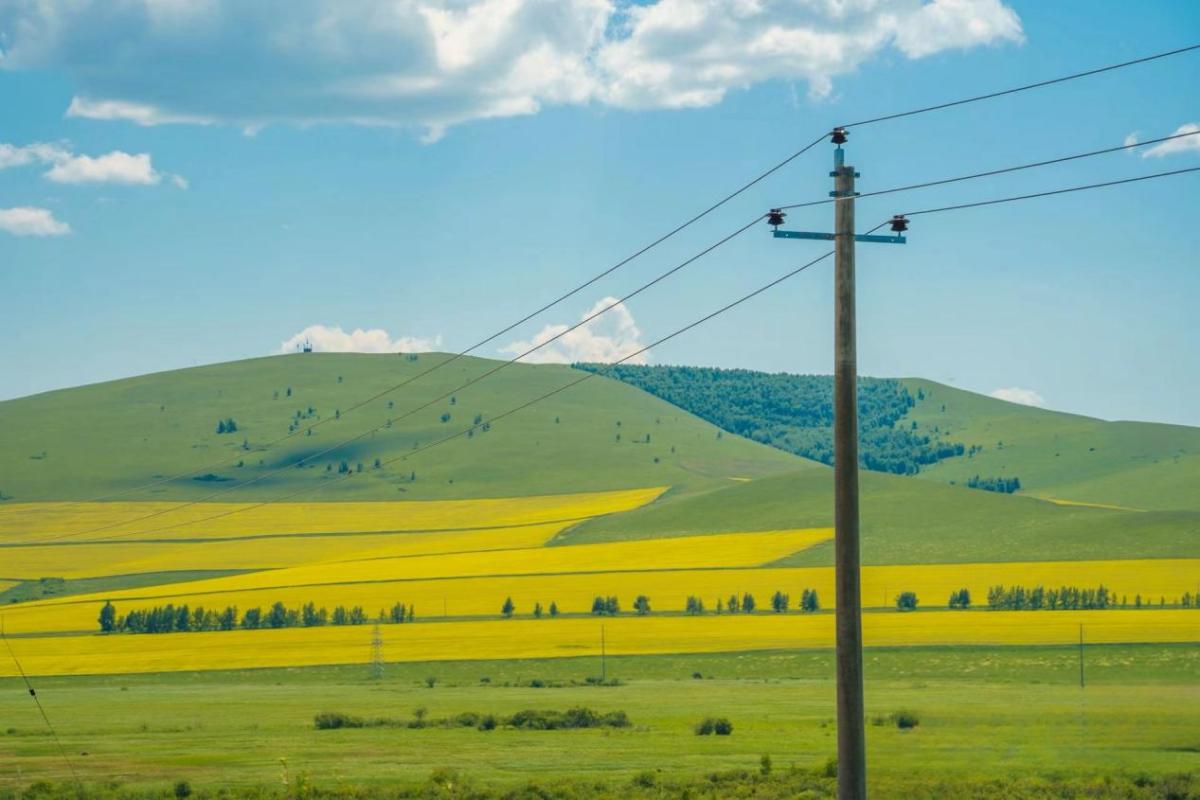 Podroben uvod v vlogo elektroenergetskega stolpa in široko paleto aplikacij