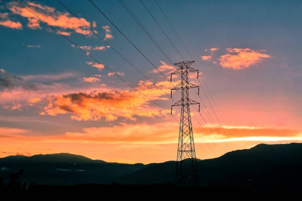 Razlike med rešetkastim stolpom in monopolom