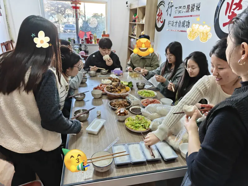 Spontano kosilo gradi trajne poslovne vezi